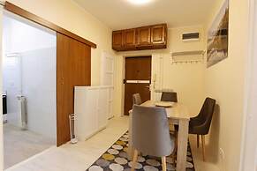 Belgrade Center Apartment Admiral