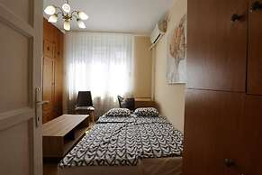 Belgrade Center Apartment Admiral