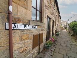 Lonsdale Cottage