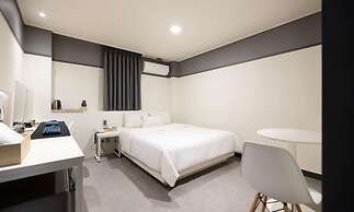 Cheongju Hotel Dictionary
