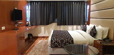 Grand Geet Hotel