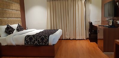 Grand Geet Hotel