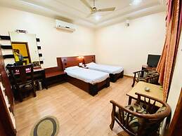 Prayag Inn