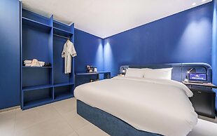 MU:TE Hotel