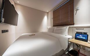 MU:TE Hotel