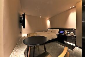 MU:TE Hotel