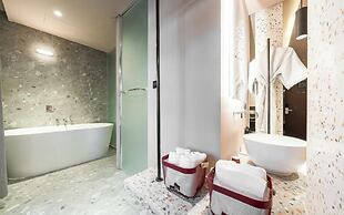 MU:TE Hotel