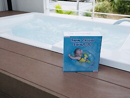 Urban Villa Resort ALOHI