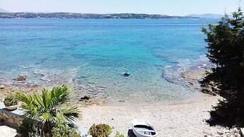 Beachfront Spetses Spectacular Fully Equipped Traditional Villa Famili