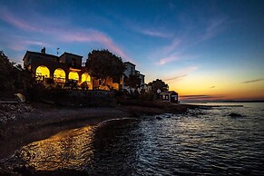 Beachfront Spetses Spectacular Fully Equipped Traditional Villa Famili