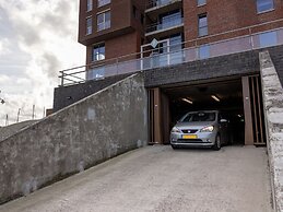 Apartment in Scheveningen by the Harbor