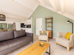 Bungalow in Veluwe Nature Park Retreat