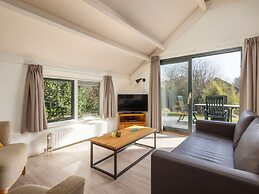 Bungalow in Veluwe Nature Park Retreat
