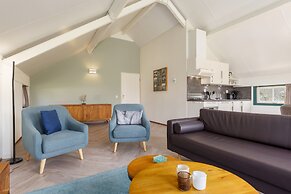 Bungalow in Veluwe Near Harderwijk