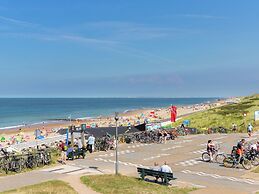 Bungalow Near Dutch Beaches & Nature Trails