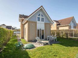 Villa Near North Sea Beach