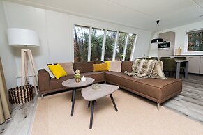 Modern Villa Near Veluwe