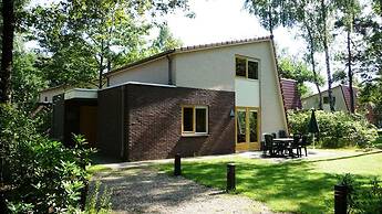 Modern Villa Near Veluwe