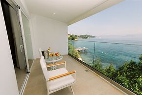 Ray Hotel Corfu