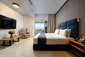 Ray Hotel Corfu