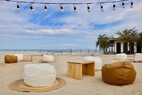 Cocoons Club Laiya