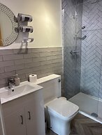 Glasgow City Escape - Spacious 3 Bedroom Apartment