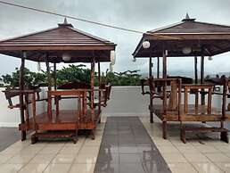 OYO 816 Oktowaves Hotel