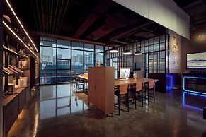 Moxy Shenzhen North Station