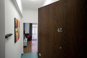 Metropole Apartments Studio City