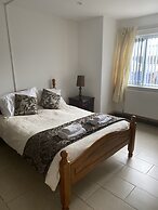 2 En-suite Bedrooms Flat in Kidlington ,oxford