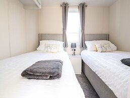 Hawthorn Lodge