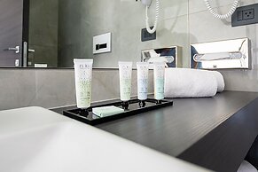 Life Hotel
