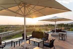 Life Hotel