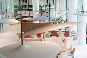 Life Hotel