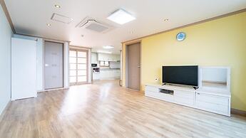 Yeosu Moranggee Pension