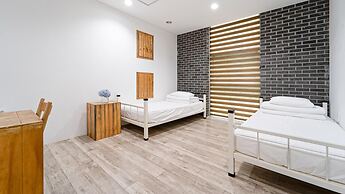 Seogwipo Nupbillehouse