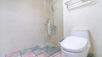 Daecheon Swiss Chalet Spa Pension
