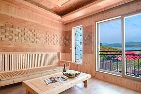 Yeosu Sea and Starnight Pension