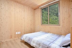 Yeosu Sea and Starnight Pension