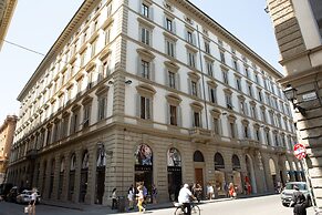 Florence Luxury Apartment al Duomo by Mmega