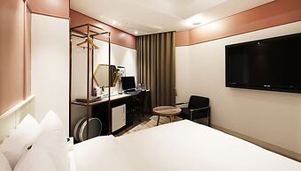 Alma Business Hotel