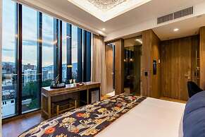 Marquee Hotel