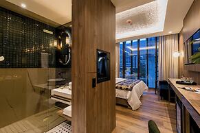 Marquee Hotel