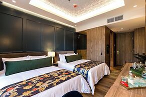 Marquee Hotel