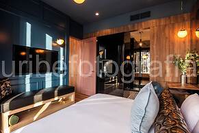 Marquee Hotel