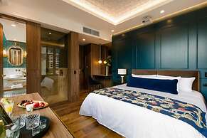 Marquee Hotel