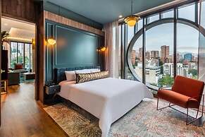 Marquee Hotel