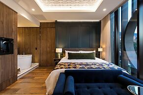 Marquee Hotel