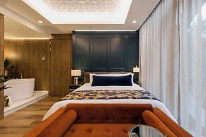 Marquee Hotel