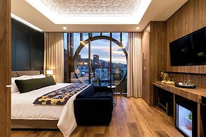 Marquee Hotel